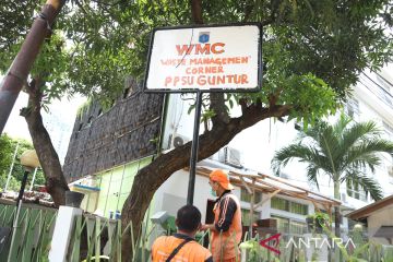 "Pasukan orange" Kelurahan Guntur buat inovasi WMC untuk pilah sampah