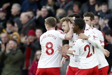 Southampton dan Palace juga menangi laga Piala FA, Wolves tersingkir