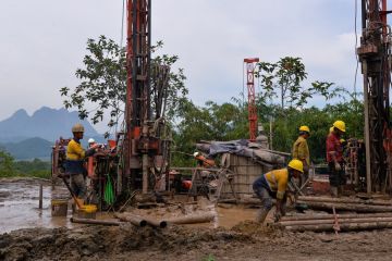 Pembangunan Kereta Cepat Jakarta-Bandung terus berlanjut selama libur Imlek