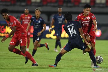 Laga Persija versus Madura United ditunda karena COVID-19