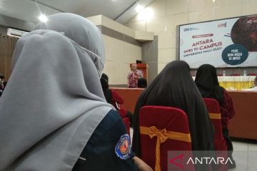 ANTARA beri kuliah umum mahasiswa FISIP UHO soal jurnalis andal