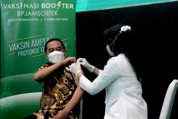BPJAMSOSTEK Jakarta-Kemenkes vaksinasi penguat 2000 karyawan