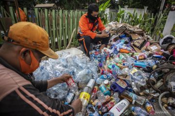 Warga Jakarta Barat diingatkan pentingnya pilah sampah rumah tangga