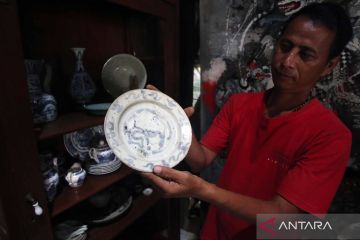 Raup ratusan juta rupiah lewat bisnis barang antik