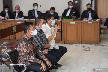Ishak Mekki dan Eddy Yusuf Menjadi Saksi Kasus Dugaan Korupsi PDPE