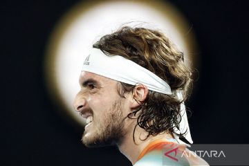 Tsitsipas ambil jalur cepat ke babak delapan besar Rotterdam Open