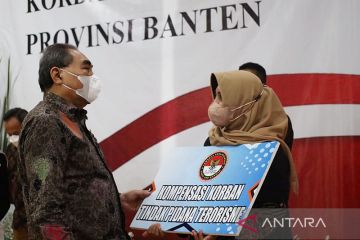 LPSK serahkan kompensasi 9 korban teroris masa lalu warga Banten