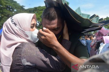 Upacara penutupan pendidikan bintara TNI AD