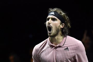 Lehecka bertemu Tsitsipas di semifinal Rotterdam Open