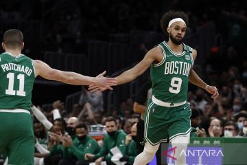 Debut bareng Celtics tergesa-gesa, Derrick White tetap gembira