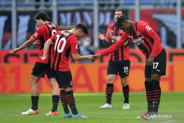 Gol tunggal Rafael Leao bawa AC Milan ke puncak klasemen