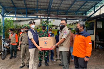 BNPB bagikan masker gratis di 47 titik di Ibu Kota