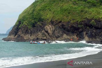 Ketika ritual mencari berkah berujung maut di Pantai Payangan Jember