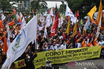 Buruh Tuntut Permenaker JHT Dicabut