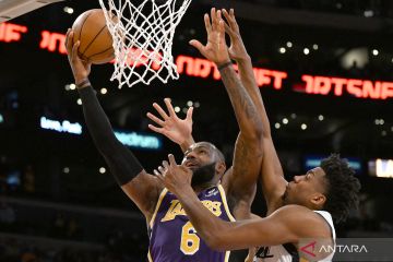 LeBron James akan kembali main untuk Lakers setelah absen satu laga