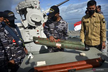 TNI AL teliti lebih lanjut benda asing mirip rudal dari Kepulauan Selayar
