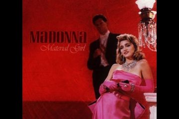 Gaun ikonik Madonna dilelang hingga Rp2,8 miliar