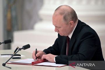 Vladimir Putin akui dua wilayah di Ukraina Timur yang memisahkan diri