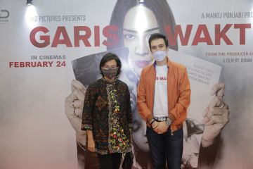 Menkeu Sri Mulyani ramaikan penayangan perdana film "Garis Waktu"