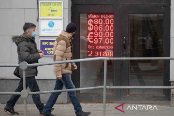 Rubel melemah terhadap dolar, Rusia longgarkan kontrol modal
