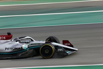 Hamilton, Russell bawa Mercedes tercepat di hari penutup tes Barcelona
