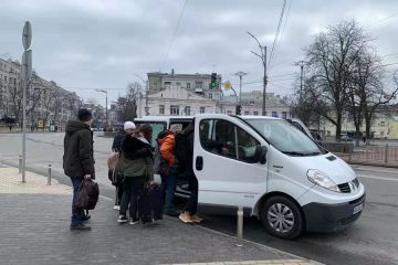 Hungaria akan buka koridor kemanusiaan bagi pengungsi dari Ukraina