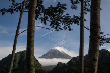 Gunung Merapi alami 120 kali gempa guguran