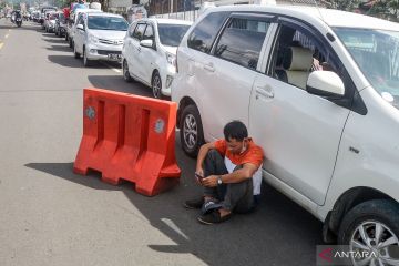 Kepadatan lalu lintas jalur Puncak Bogor