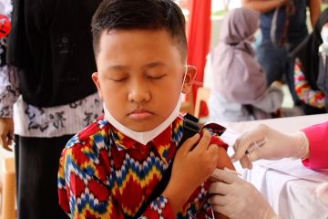 Polda gelar vaksinasi serentak 116 titik di Kalimantan Barat
