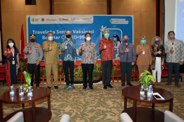 Traveloka hadirkan sentra vaksinasi booster bersama USAID di Tangsel