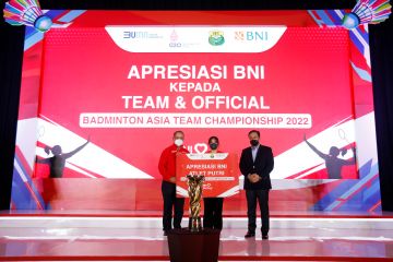 BNI beri tabungan ke atlet, pelatih, dan official BATC 2022