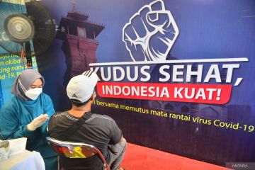 Kasus terkonfirmasi COVID-19 di Indonesia bertambah 30.148 pada Selasa