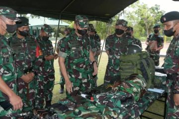 Asops Panglima TNI cek kesiapan satgas Yonif 136/TS Papua Barat