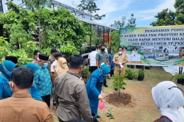 Mendagri dorong warga bercocok tanam depan pekarangan rumah