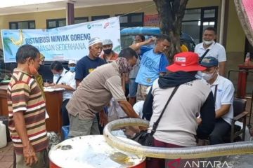 Pemkab Madiun dan PT PPI gelar OP minyak goreng curah murah