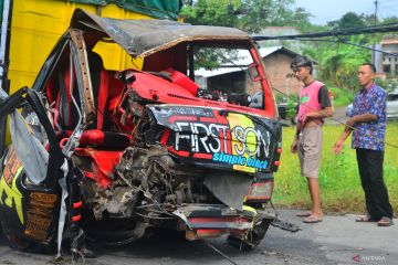 Kecelakaan truk di jalur Pantura Kudus
