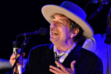 Bob Dylan akan rilis buku baru pada November