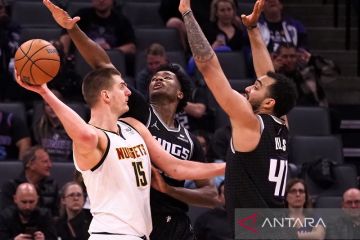 Nikola Jokic antar Nuggets bekuk Kings demi menangi empat gim beruntun