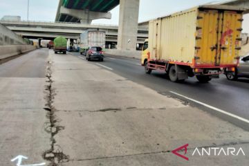 Jasa Marga kembali perbaiki tiga titik Tol Jakarta-Cikampek