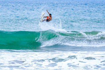 Desa Sendang di Pacitan tempat wisata untuk penyuka air