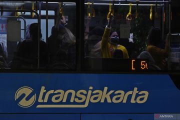 Kapasitas bus Transjakarta kembali ke 100 persen