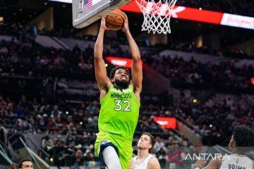 Karl-Anthony Towns pimpin Timberwolves terkam Spurs