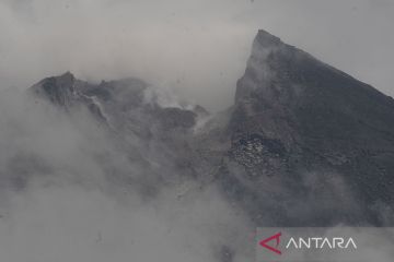Gunung Merapi mengalami 69 kali gempa guguran