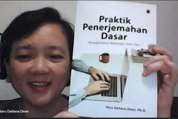 Dosen FIB UI terbitkan buku praktik penerjemah beberapa teks