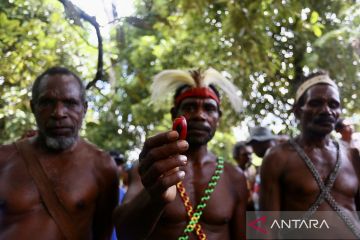 Warga Kufuriyai dan Manggera di Kaimana bangkitkan lagi Sasi Pala