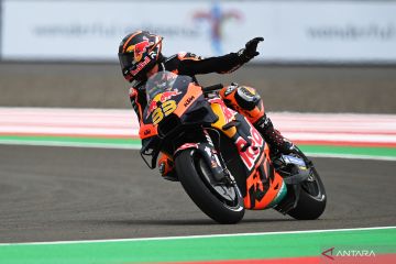 Brad Binder masih akan balapan bersama Red Bull KTM di MotoGP 2023