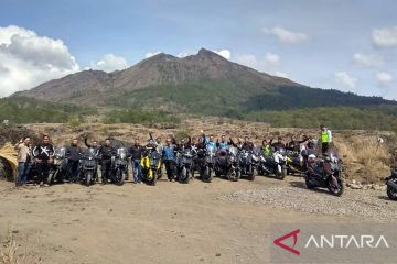 Komunitas Maxi Yamaha touring Bali-Lombok ramaikan MotoGP Mandalika