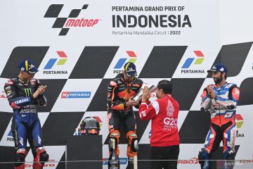 Jinakkan lintasan basah Mandalika, Oliveira juarai GP Indonesia