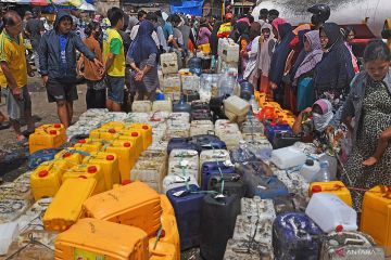 Operasi pasar minyak goreng curah di Serang