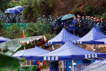 Operasi SAR di lokasi jatuhnya pesawat China Eastern Airlines terus berlanjut